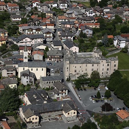 Bed and Breakfast Il Pellegrino Issogne Екстер'єр фото